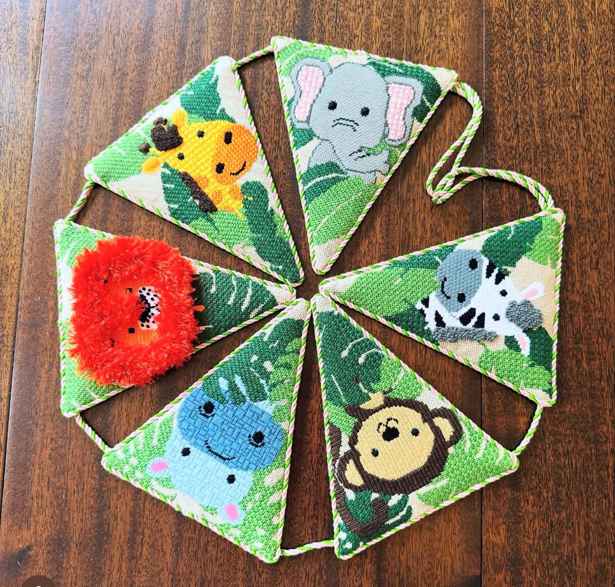 nalove☆ Laura Love Design – Stitch by Stitch