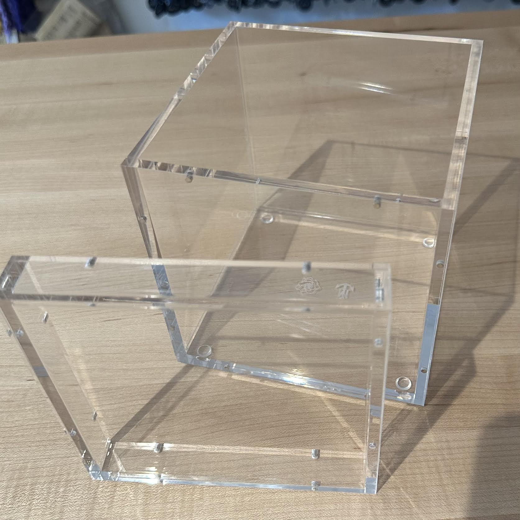 Penny Linn Acrylic Box