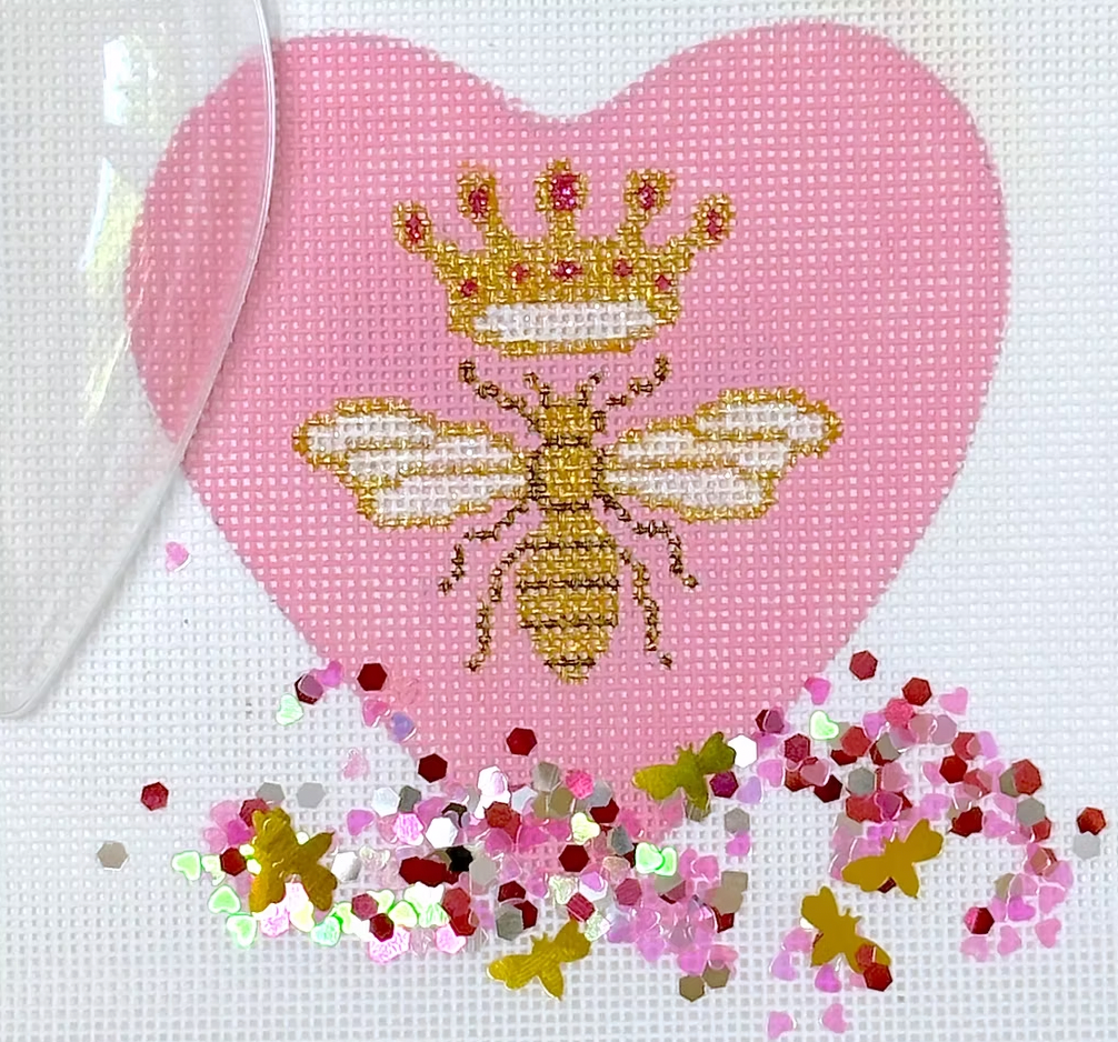 Kate Dickerson OMD-54 Heart Mini w/ Clear Dome & Confetti – Queen Bee – gold on pink