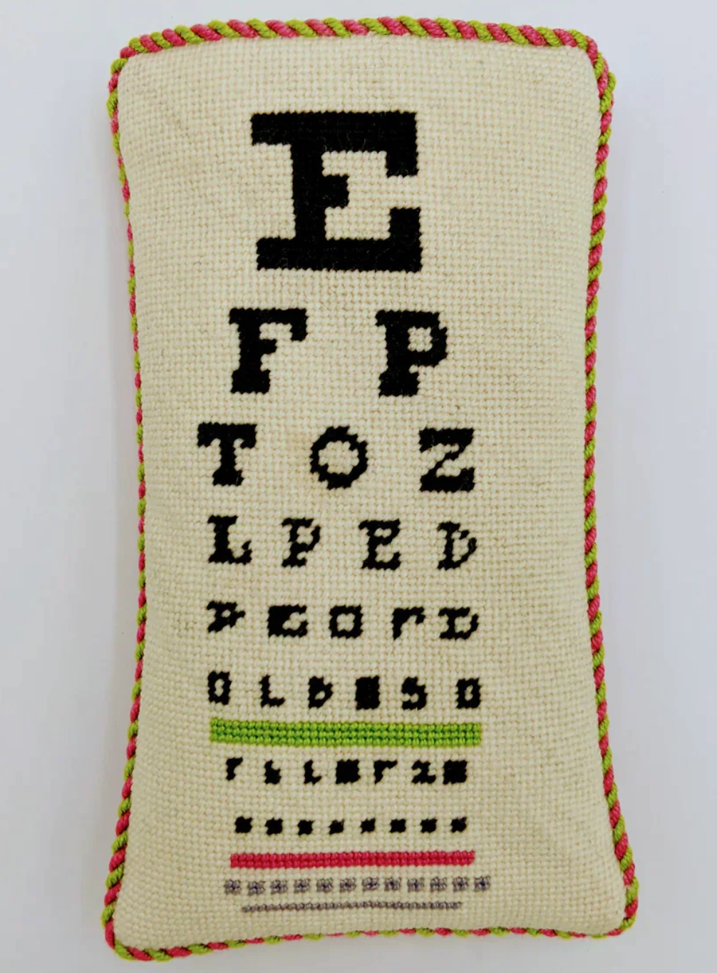 Susan Battle ECG02 Eye Chart Eyeglass Case - 13 mesh