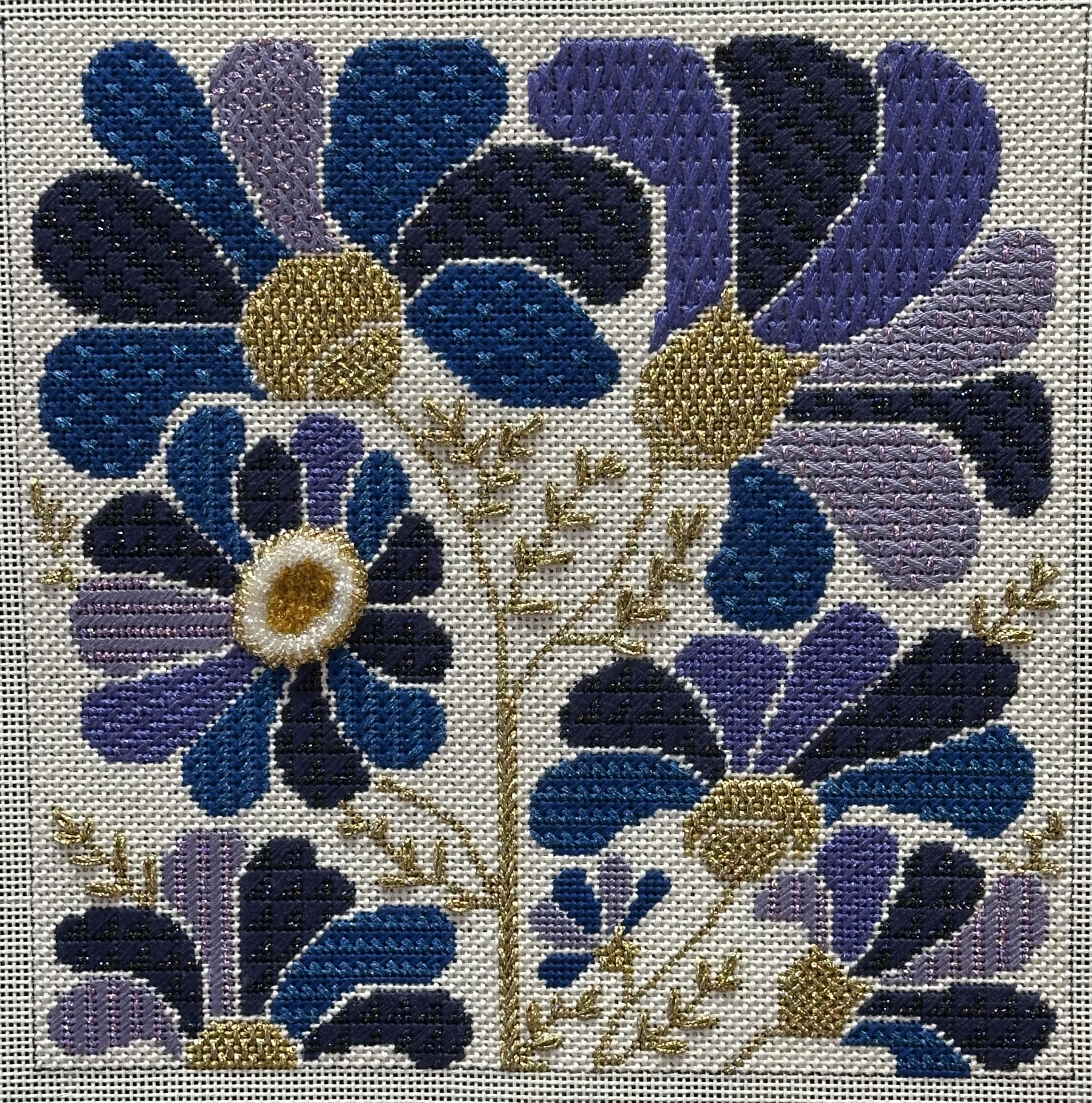 Alice Peterson AP4453 Blue Modern Floral Stitch Guide (Canvas Additional)