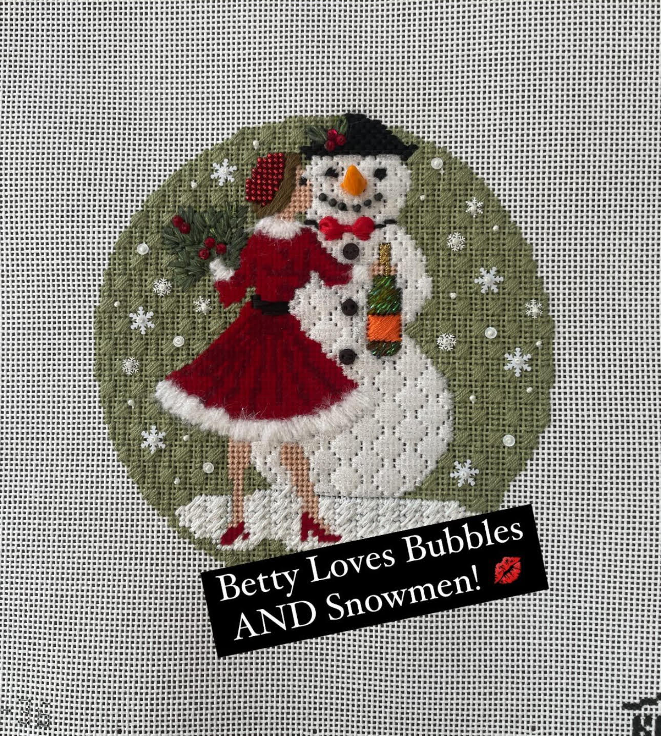 アメリカの作家Sew be it ソービーイットスノーマンカントリードール Kirkland Design Studios KDS-36 Betty Loves Bubbles and Snowmen