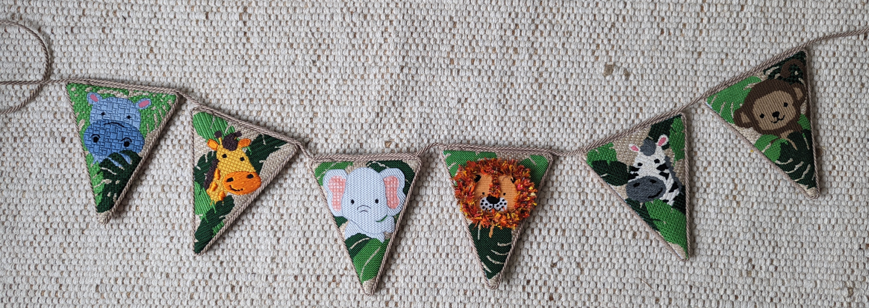 Laura Love Safari Bunting LL-B-SAF