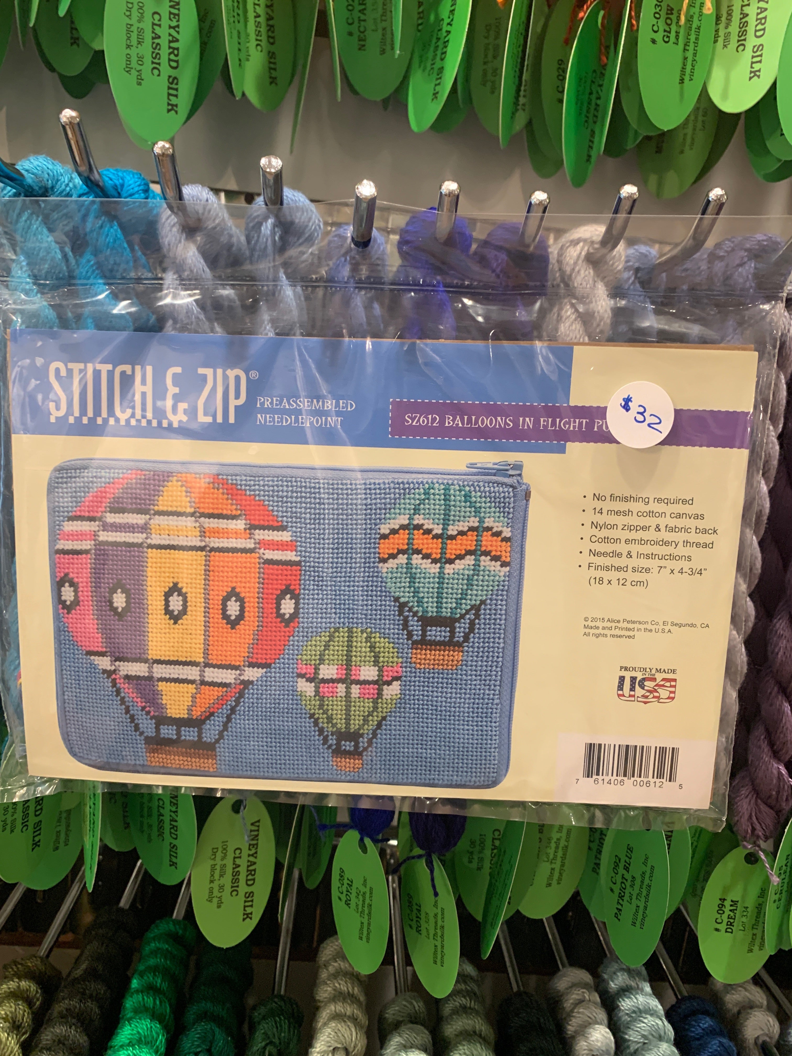 Stitch &amp; Zip SZ612 Balloons in Flight Purse