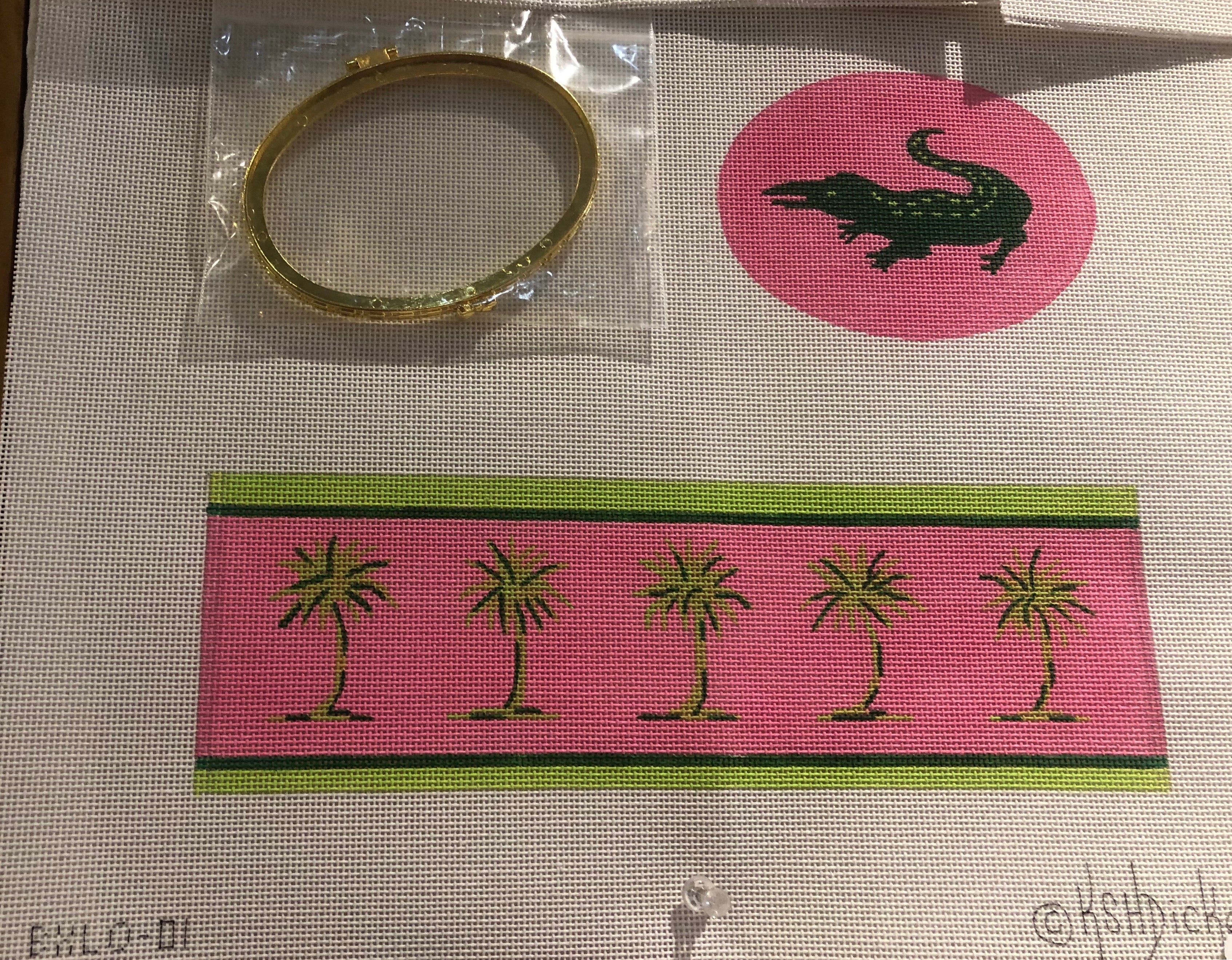 Kate Dickerson BXLO-01 Green Gator and Palms on Hot Pink Hinged Box