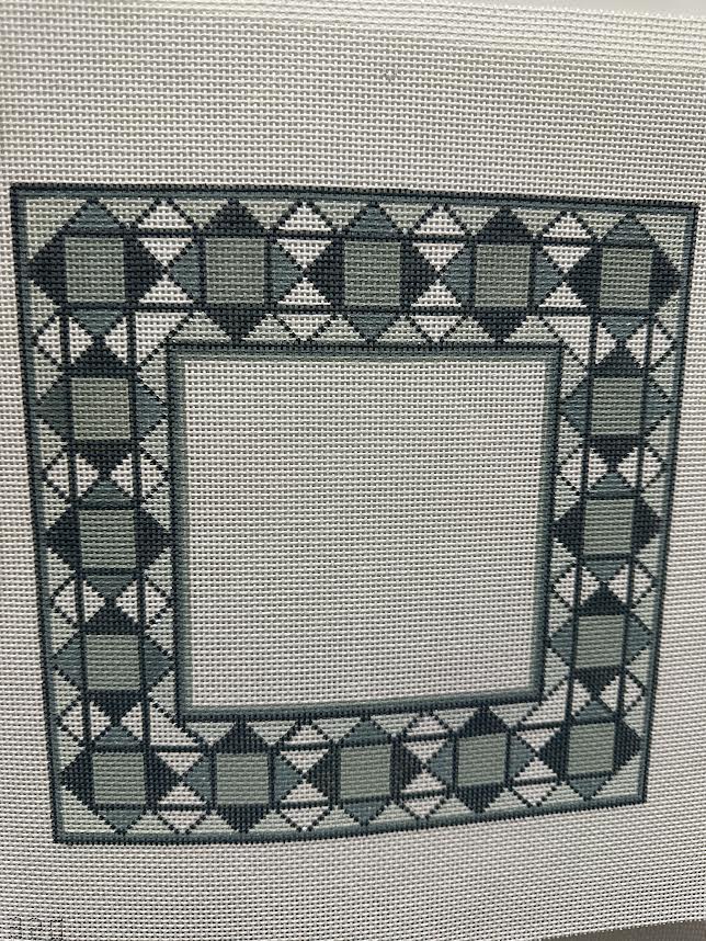 The Collection BP-320 Milan Grey/Green Frame 13 mesh