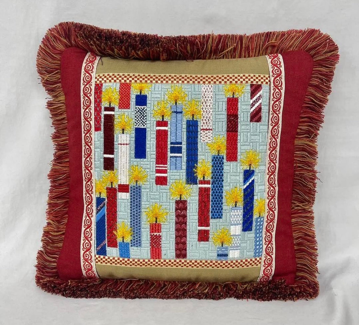 Gingham Stitchery KJ55 Firecracker Pillow