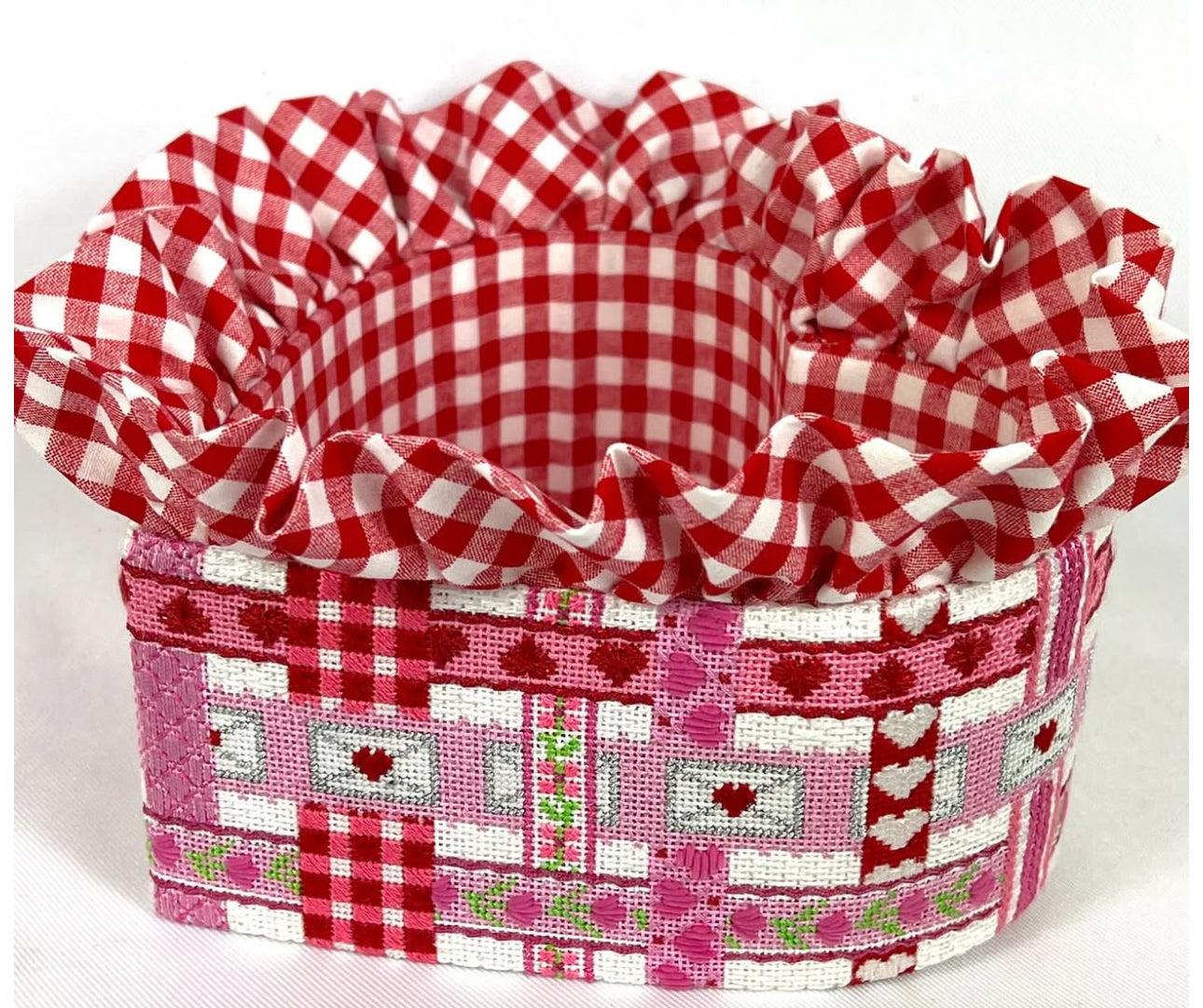 Kate Dickerson BAS-07 Valentine&#39;s Basket