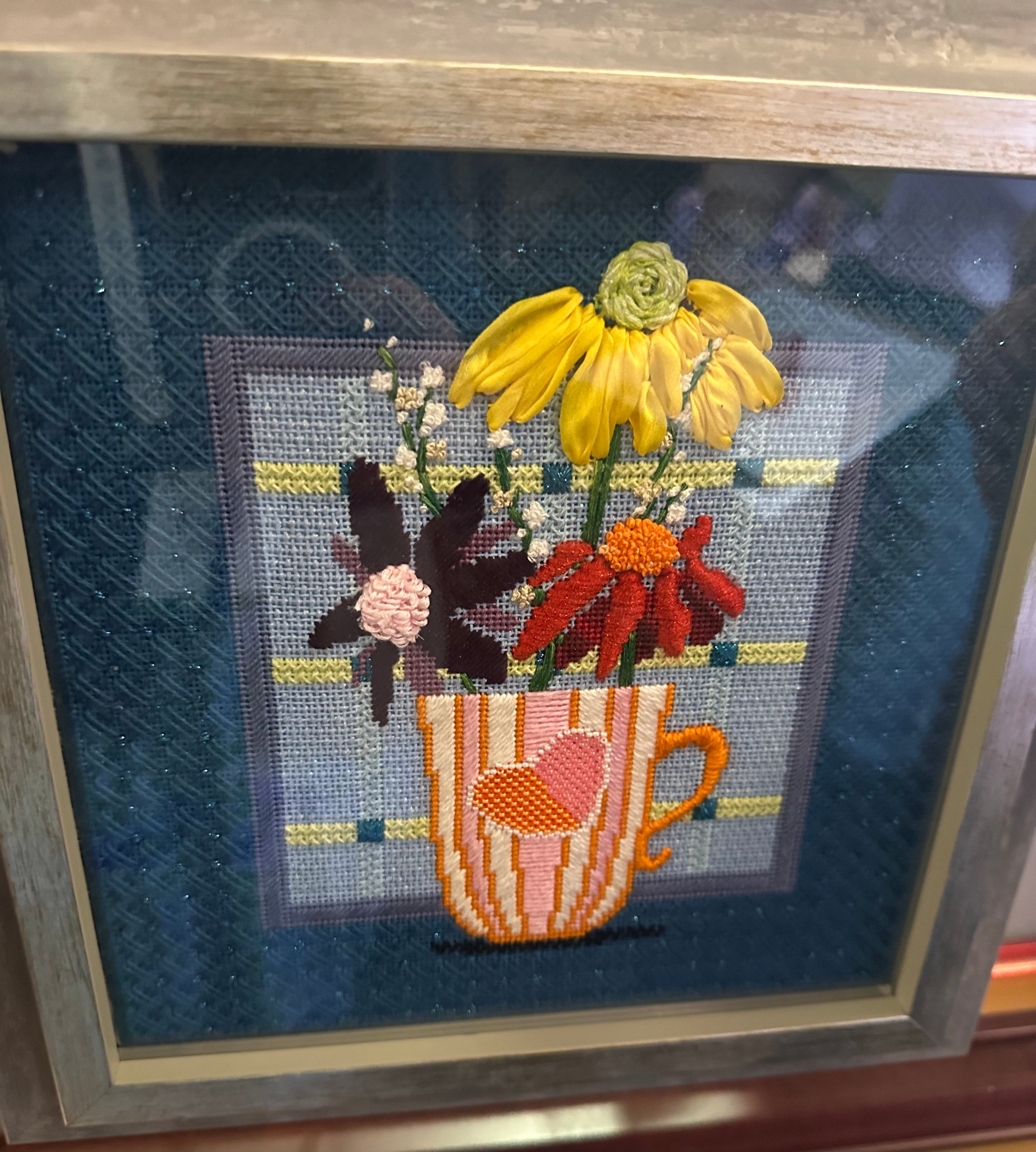Flying Stitches FS304B Love in a Mug 13 mesh includes Stitch Guide