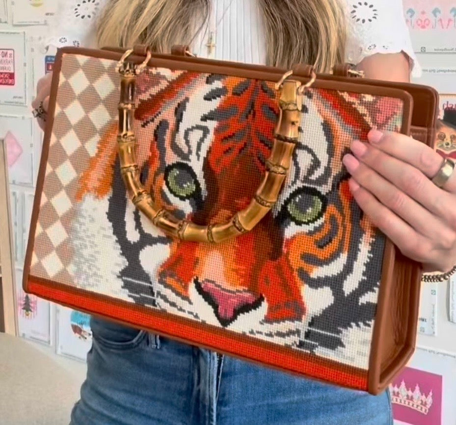 Jennifer Hall JHN-6726C Bengal Purse Cognac