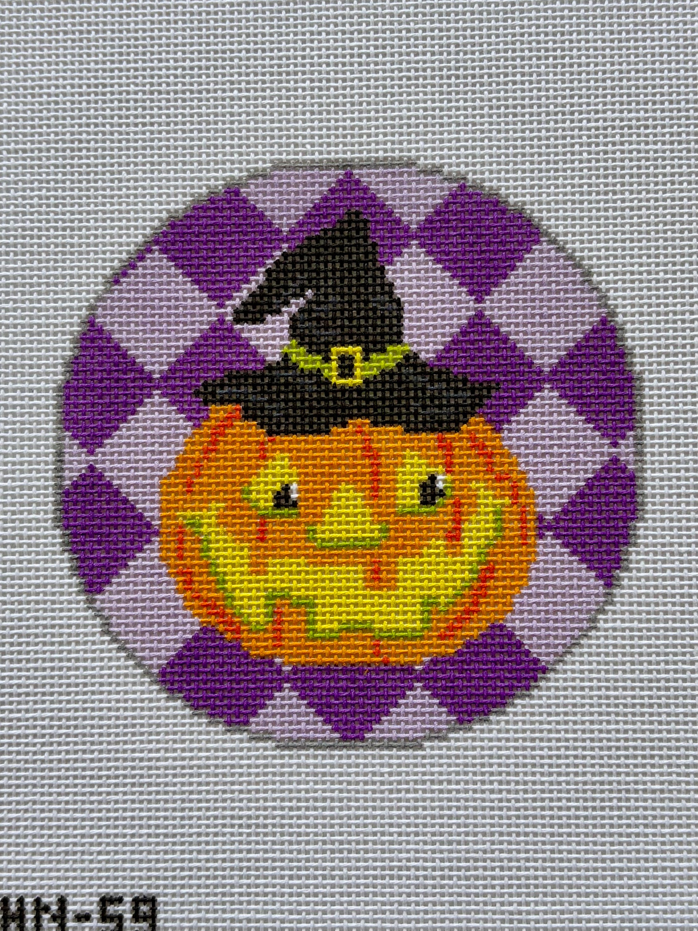 Mopsey Designs MD GHN-59 Vintage Halloween Pumpkin