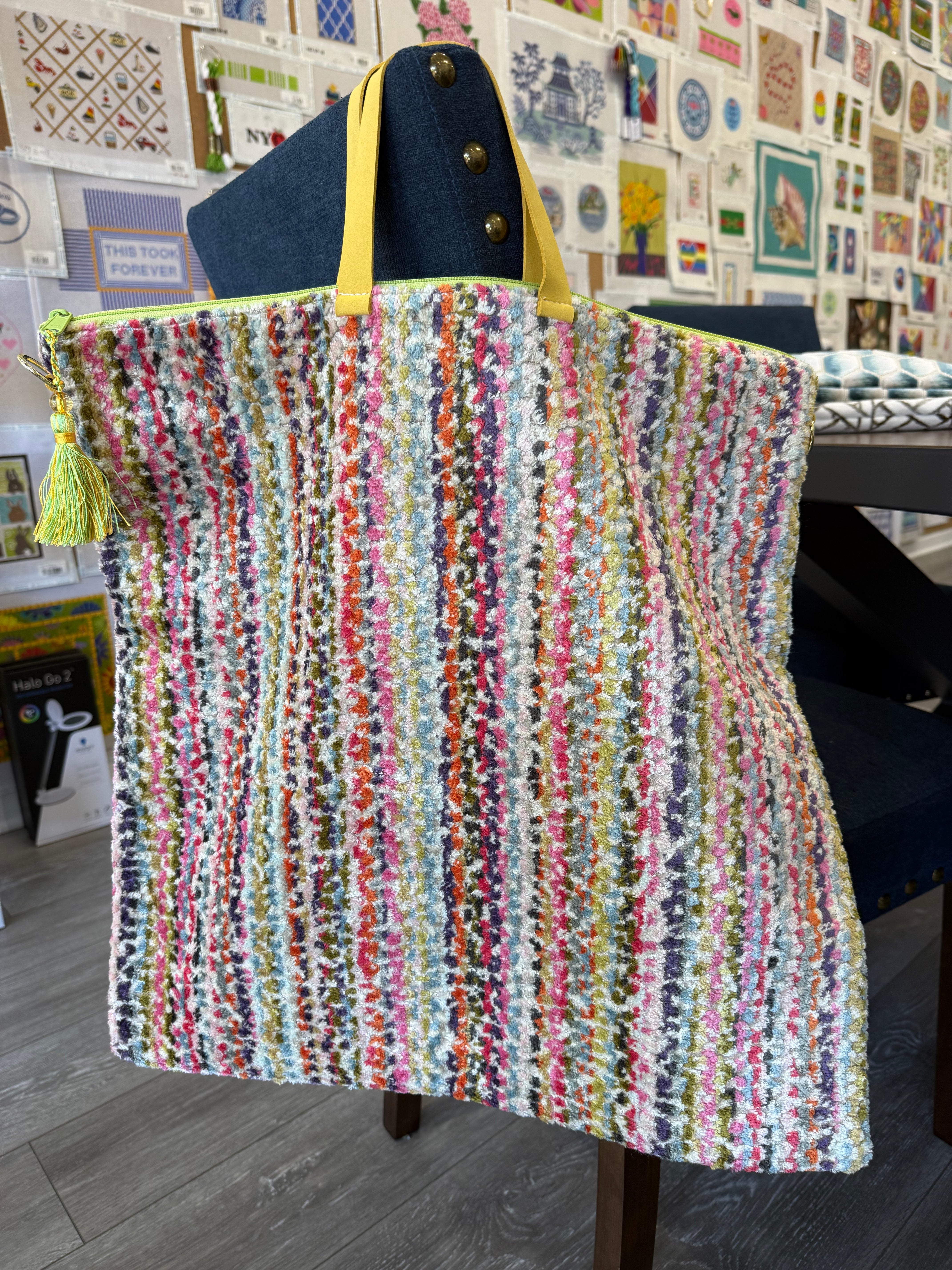 Colors of Praise PB001- Fluffy Confetti Project Bag