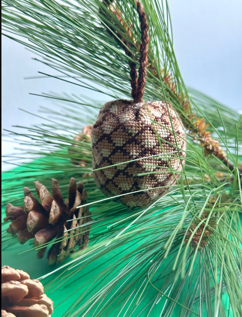 Fire and Iris FI-116 3D Pinecone