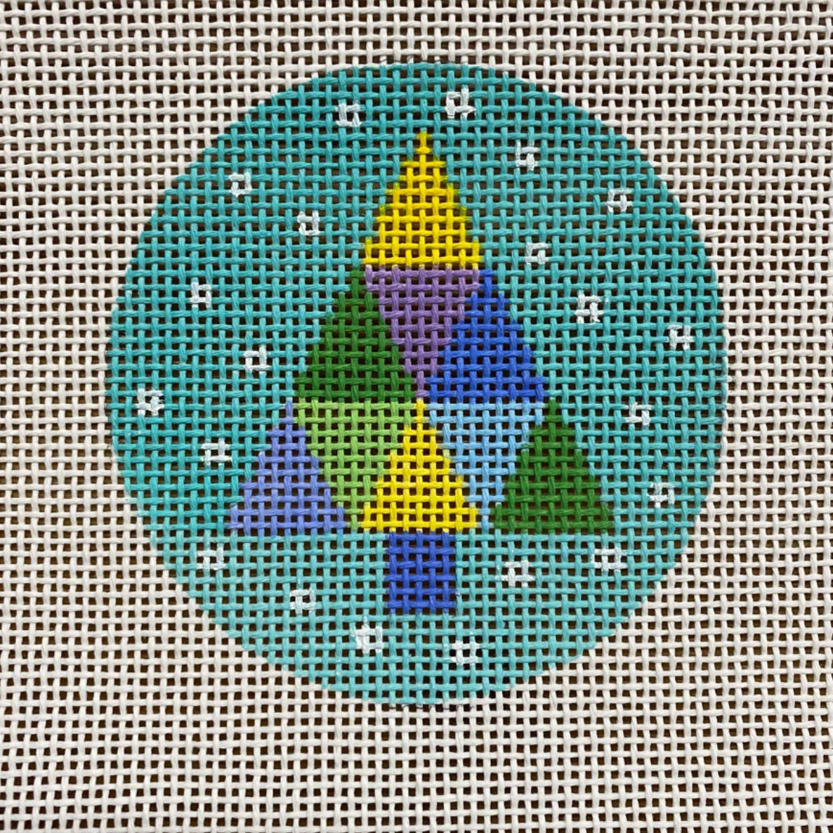 Stitch It's SI-240S -Multicolored Tree on Aqua Round