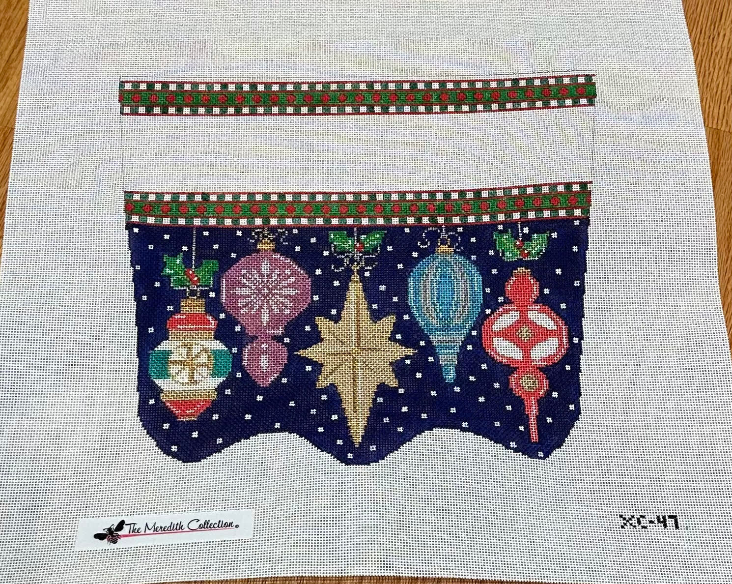 Meredith Collection XC-47 Vintage Ornaments Stocking Topper