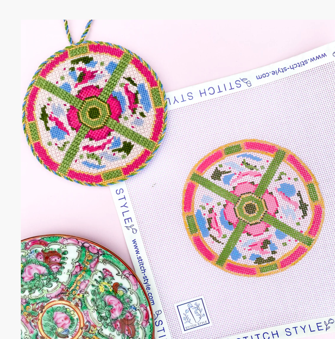 Stitch Style Famille Rose Plate - Plate Collection